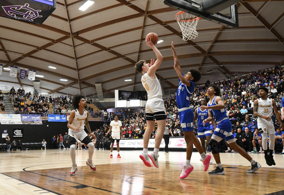 Grant Roosevelt 6A Oregon boys basketball quarterfinal 2024 Taylor Balkom 33
